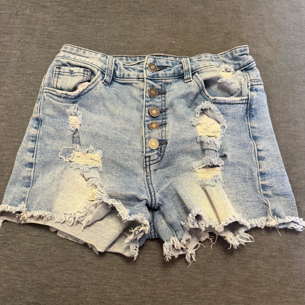 Nature by KanCan Womens Distressed Denim Shorts Light Wash Button Fly NT2139M S